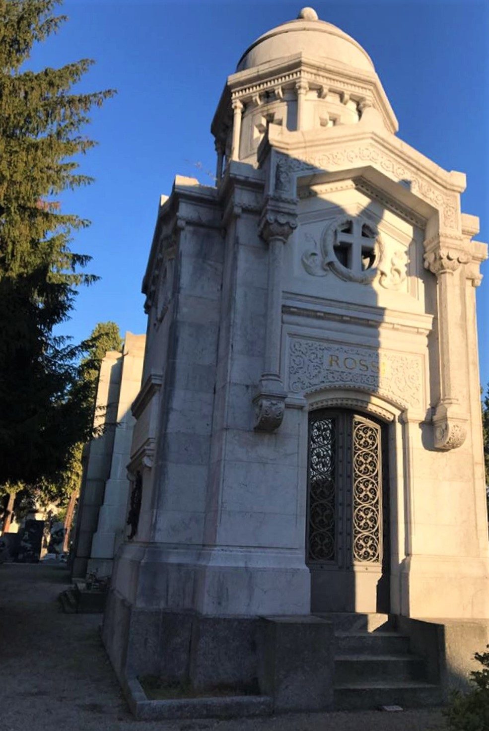 Baldo Rossi's tomb (2).jpg